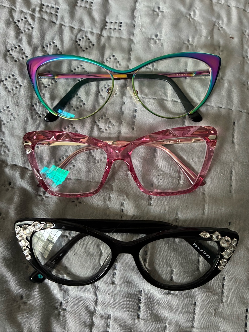 Cat-Eye Fashion Glasses - Pink Frame